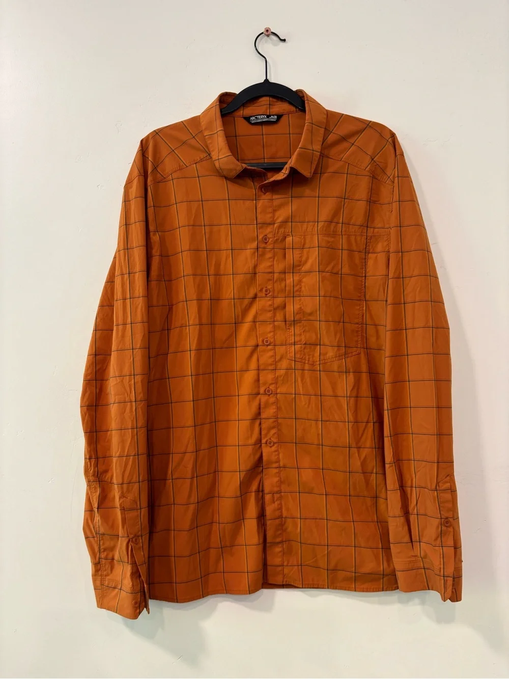 Arc'teryx Riel Check Button Shirt Mens XLarge Orange  Long Sleeve Stretch Nylon